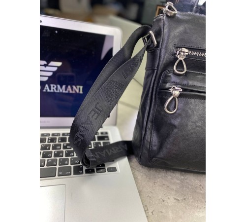 Сумка черная Armani Jeans через плече c 748