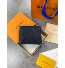 Бумажник Louis Vuitton черный кожаный в стиле "Infini" k144