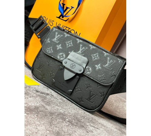 Сумка-мессенджер Louis Vuitton S-Lock s012, черный