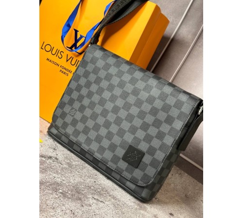 Сумка мессенджер Louis Vuitton District PM Damier Graphite с лого в углу  s067 серый