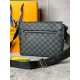 Сумка мессенджер Louis Vuitton District PM Damier Graphite с лого в углу  s067 серый