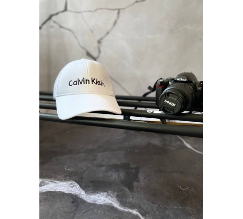 Кепка Calvin Klein біла