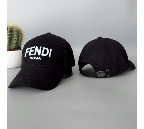 Кепка Fendi черная