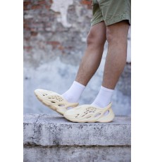 Чоловічі кросівки Adidas Yeezy Foam Runner Beige