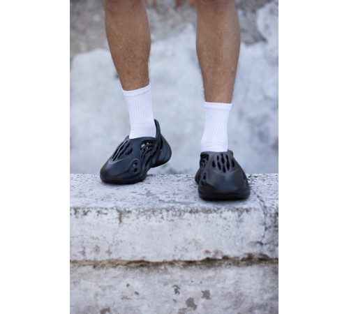 Чоловічі кросівки Adidas Yeezy Foam Runner Black