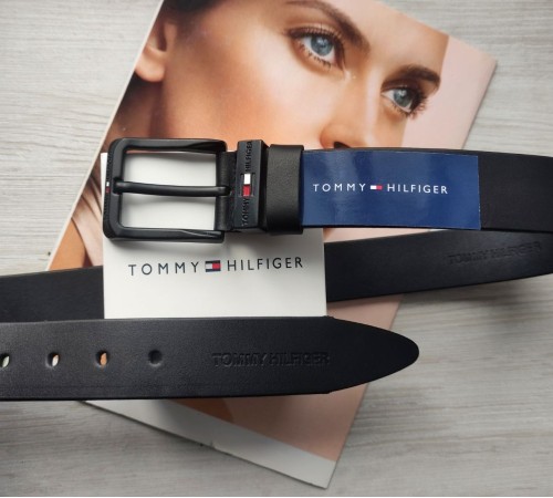 Шкіряний ремінь Tommy Hilfiger із чорною пряжкою чорний black2