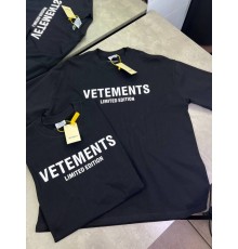 Футболка черная  Vetements Logo f651