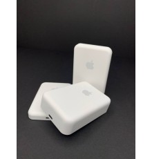 Повербанк MagSafe Battery Pack 5000 mAh 18.5 W, білий