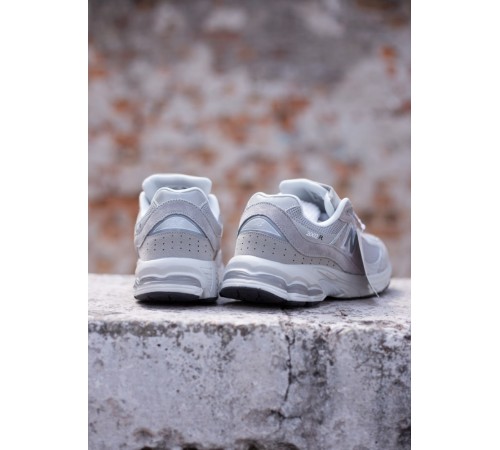 Жіночі кросівки New Balance 2002r Light Grey