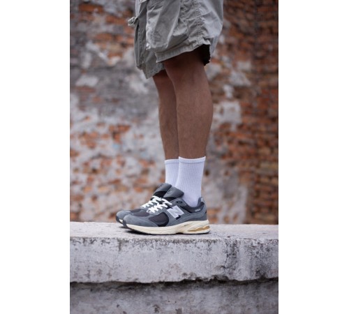 Чоловічі кросівки New Balance 2002 r grey