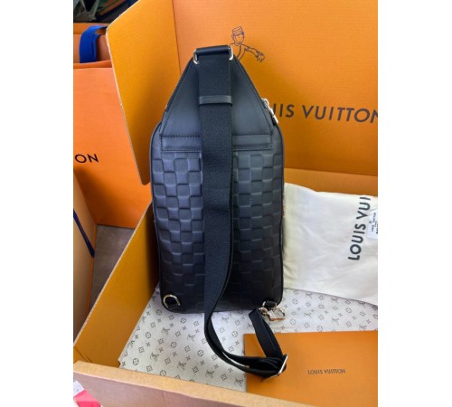 Сумка-слінг Louiv Vuitton Avenue NM Damier Infini c799