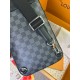 Сумка слінг сіра Louis Vuitton Avenue NM Damier Graphite c800