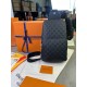 Сумка слінг чорна Louis ochoton Avenue Damier Infini c812