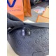 Сумка чорна Louis Vuitton Discovery PM c813