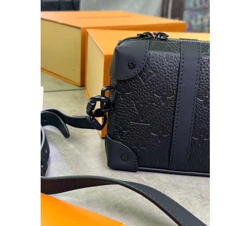 Мессенджер Louis Vuitton Mini Soft Trunk чорний c830