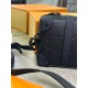 Мессенджер Louis Vuitton Mini Soft Trunk чорний c830