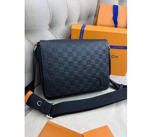 Месенджер чорний Louis Vuitton District PM Damier Infini c802