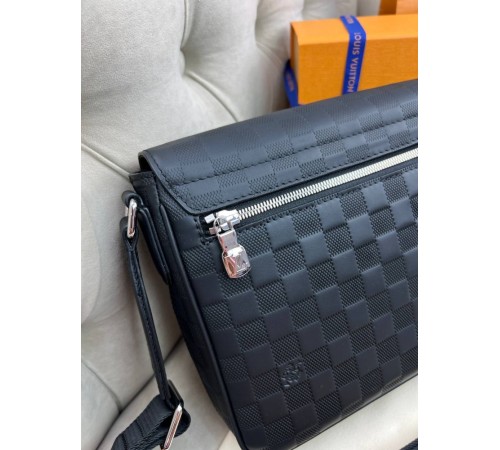 Месенджер чорний Louis Vuitton District PM Damier Infini c802