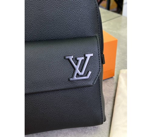 Сумка-слінг чорна Louis Vuitton Pilot c822