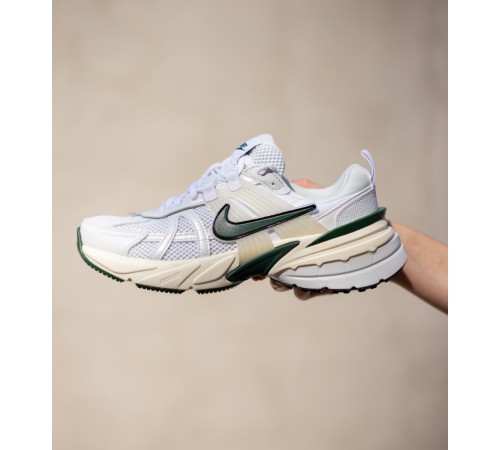 Оригінальні кросівки Nike V2K Run Shoes White FD0736-101