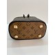 Жіноча сумка Louis Vuitton Vanity PM Monogram Revers Коричневый