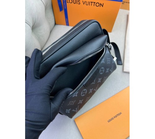 Месенджер сірий Louis Vuitton Outdoor c838