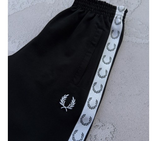 Штани Fred Perry чорні