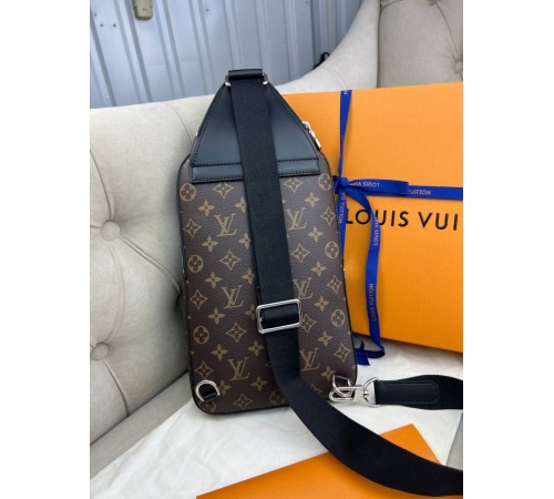 Сумка-слінг коричнева Louis Vuitton Avenue NM Monogram c837