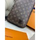 Сумка-слінг коричнева Louis Vuitton Avenue NM Monogram c837