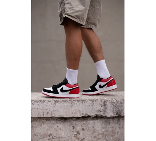 Чоловічі кросівки Nike Air Jordan 1 low white black/red