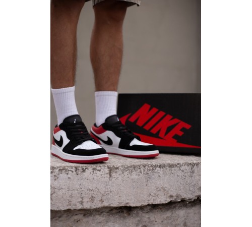 Чоловічі кросівки Nike Air Jordan 1 low white black/red