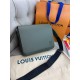 Месенджер хакi Louis Vuitton District PM Taiga Gray c848