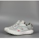 Чоловічі кросівки Nike Acg Mountain Fly Low Gore Tex Light Grey