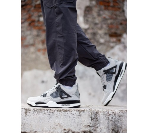 Чоловічі високі кросівки Nike Air Jordan 4 Retro Grey