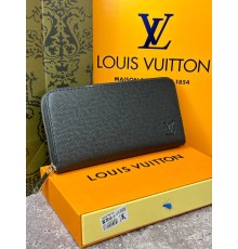 Чоловічий шкіряний гаманець Louis Vuitton Zippy Taiga Black k034