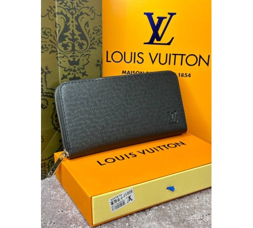 Чоловічий шкіряний гаманець Louis Vuitton Zippy Taiga Black k034