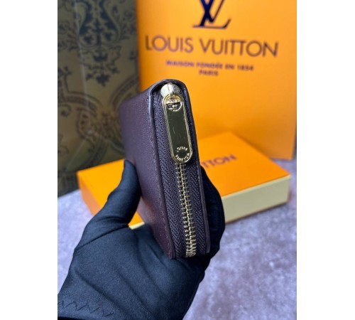 Чоловічий шкіряний гаманець Louis Vuitton Zippy Taiga Brown k035