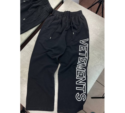 Спортивні чорнi штани Vetements tr065