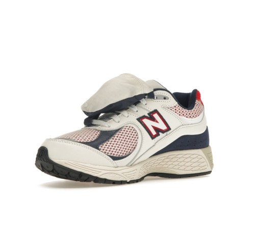 Оригінальні Чоловічі кросівки New Balance 2002R M2002RVE