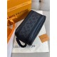 Несесер чорний Louis Vuitton Dopp Kit Monogram Shadow  c869