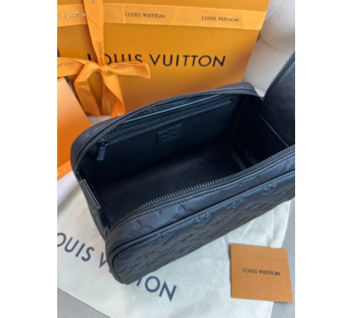 Несесер чорний Louis Vuitton Dopp Kit Monogram Shadow  c869