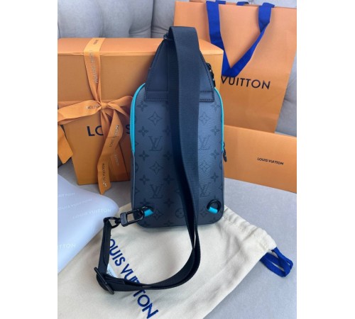 Сумка-слінг сірий Louis Vuitton Avenue PM Monogram Eclipse Reverse Blue c873