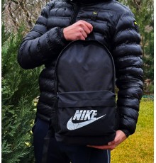 Рюкзак Nike чорний