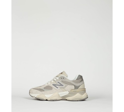 Жіночі кросівки New Balance 9060 Light Beige/Gray