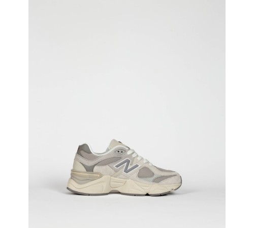 Жіночі кросівки New Balance 9060 Light Beige/Gray