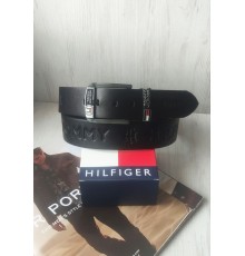 Кожаный мужской ремень для джинсов Tommy Hilfiger с тиснением черный