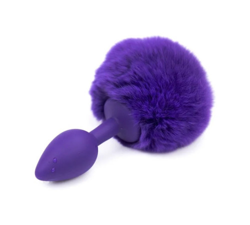 Фиолетовая силиконовая особиста пробка с фиолетовым хвостиком Silicone Fur Tail Plug