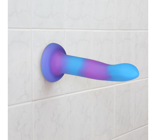 Фалоімітатор, що світиться в темряві, ADDICTION Rave 8″ Glow in the Dark Dildo Blue Purple, 20,3 см