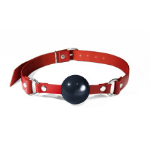 Кляп силіконовий Feral Feelings Silicon Ball Gag Red/Black, червоний ремінець, чорна кулька