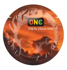 Презерватив ONE Color Sensations - ONE trip tot cloud nine (Orange) 1 шт